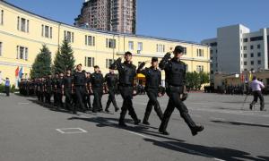 Влітку порядок у країні охоронятимуть 1200 військовослужбовців
