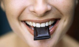 Чорний шоколад позбавить від хронічної втоми