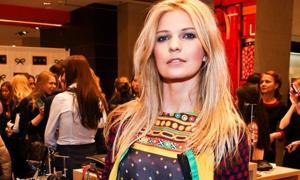 Солістка групи Reflex з необережності відрізала собі палець