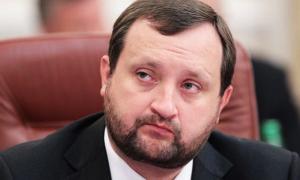 Арбузов всерйоз узявся за боротьбу з рейдерством