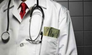 Депутати дозволили заохочувати лікарів «швидких» грішми