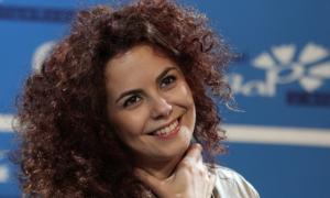 Настя Каменських відпочила з невідомим другом на Сардинії