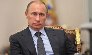 Путін підписав закони про гей-пропаганду та образу почуттів віруючих