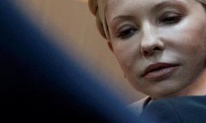 Медики не змогли вмовити Тимошенко на обстеження в Україні