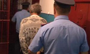 На Кіровоградщині чоловік із ревнощів убив співмешканку сокирою
