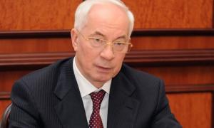 Азаров допускає можливість лікування Тимошенко за кордоном