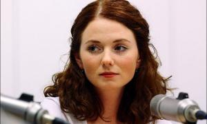 Солістка «Тату» Лєна Катіна у серпні зіграє весілля зі словенським музикантом