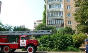 У Рівному в багатоповерхівці виникла пожежа через загоряння електрокабелів