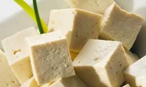 Соєвий сир тофу наситить організм білком і залізом