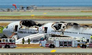 Пілот літака, що розбився в Сан-Франциско, розповів, що його засліпив лазер