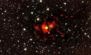 Астрономи спостерігали народження гігантської зірки у Чумацькому Шляху