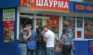 У Києві приберуть усі кіоски з шаурмою та хот-догами