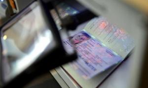 Українці зможуть отримати закордонні паспорти у кінці липня
