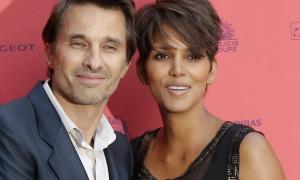 Холлі Беррі й Олів’є Мартінес зіграли весілля у старовинному замку