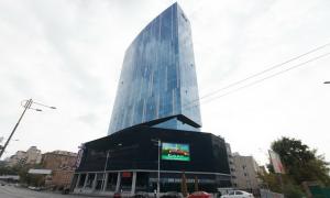 У столичному бізнес-центрі півсотні працівників отруїлися обідом