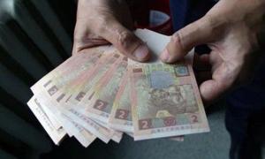 Королевська з податківцями перевірить українців, які отримують мінімальну зарплату