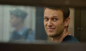 Навального відпустили під підписку про невиїзд