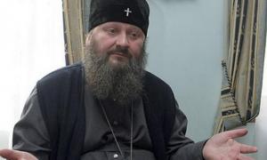 Скандальний намісник Лаври хоче виселити з її території інститут, музеї та лікарню