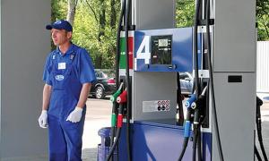 В Україні хочуть змінити правила заправки на АЗС