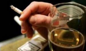 Паління викликає потяг до алкоголю