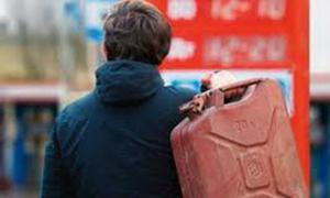 Українці на свої зарплати можуть купити найменше бензину порівняно з Європою