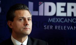 Президент Мексики лягає на операцію на щитовидній залозі