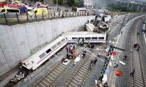 Машиніст розбитого потяга в Іспанії узяв вину за аварію на себе