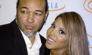 Тоні Брекстон після 12 років шлюбу розлучилася з чоловіком-музикантом