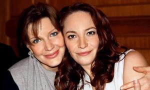 Дочка Олени Проклової розповіла, чому не спілкувалася з мамою до недавнього часу