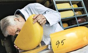 Росія знову взялася за українські сири