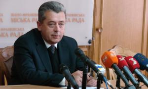Мер Івано-Франківська, який потрапив учора в ДТП, не має претензій до водія
