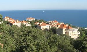 Журналісти склали рейтинг олігархів-власників кримських пляжів