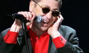 Лікарі дозволили Григорію Лепсу співати