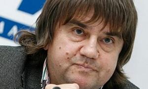 Карасьов: "Тітушками" влада виробляє у людей страх, щоб не влазили у вуличну політику 
