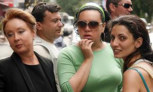 У Москві Оксана Байрак читала Ларисі Удовиченко вірші