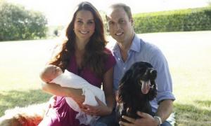 Королівська родина показала перші фото сина