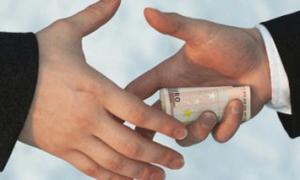 Майже 20% українців цьогоріч давали хабарі