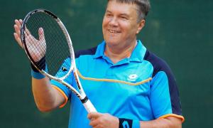 Виявилося, що Президент Янукович — один із найкращих тенісистів країни