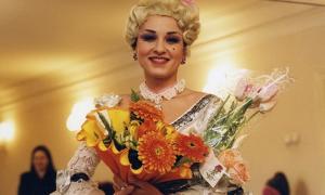 Оперна співачка Абдулліна каже, що скандальну фразу в соцмережі написав її колишній