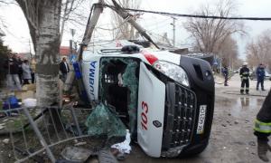 Працівник СБУ, який потрапив у смертельну аварію зі «швидкою», лишився на волі