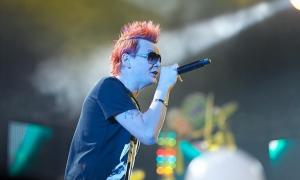 Соліста «Отпетых мошенников» розшукують спецслужби Росії