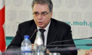 Грузинський міністр перев’язав краваткою рану безпритульному, який постраждав в аварії