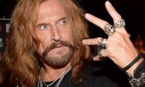 Джигурда заробив два мільйони доларів на Facebook