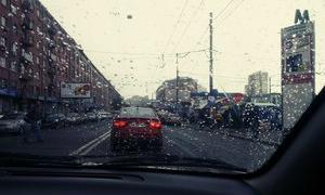 У Криму та в Києві випав перший сніг, а в Карпатах почалася хуртовина