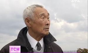 Стіну пам’яті Віктора Цоя у Києві відвідав батько легендарного музиканта