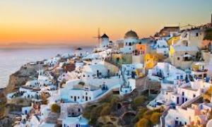 До Греції повертаються туристи