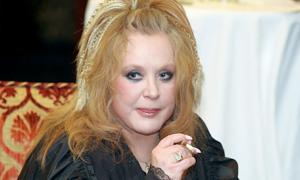 Алла Пугачова покинула цигарки заради дітей