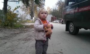Київська міліція шукає матір дитини, залишеної біля автозаправки
