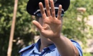 В українській міліції щодня викривають по п’ять «перевертнів у погонах»