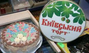 Росспоживнагляд почав перевірку Roshen з київського заводу, який виробляє торти